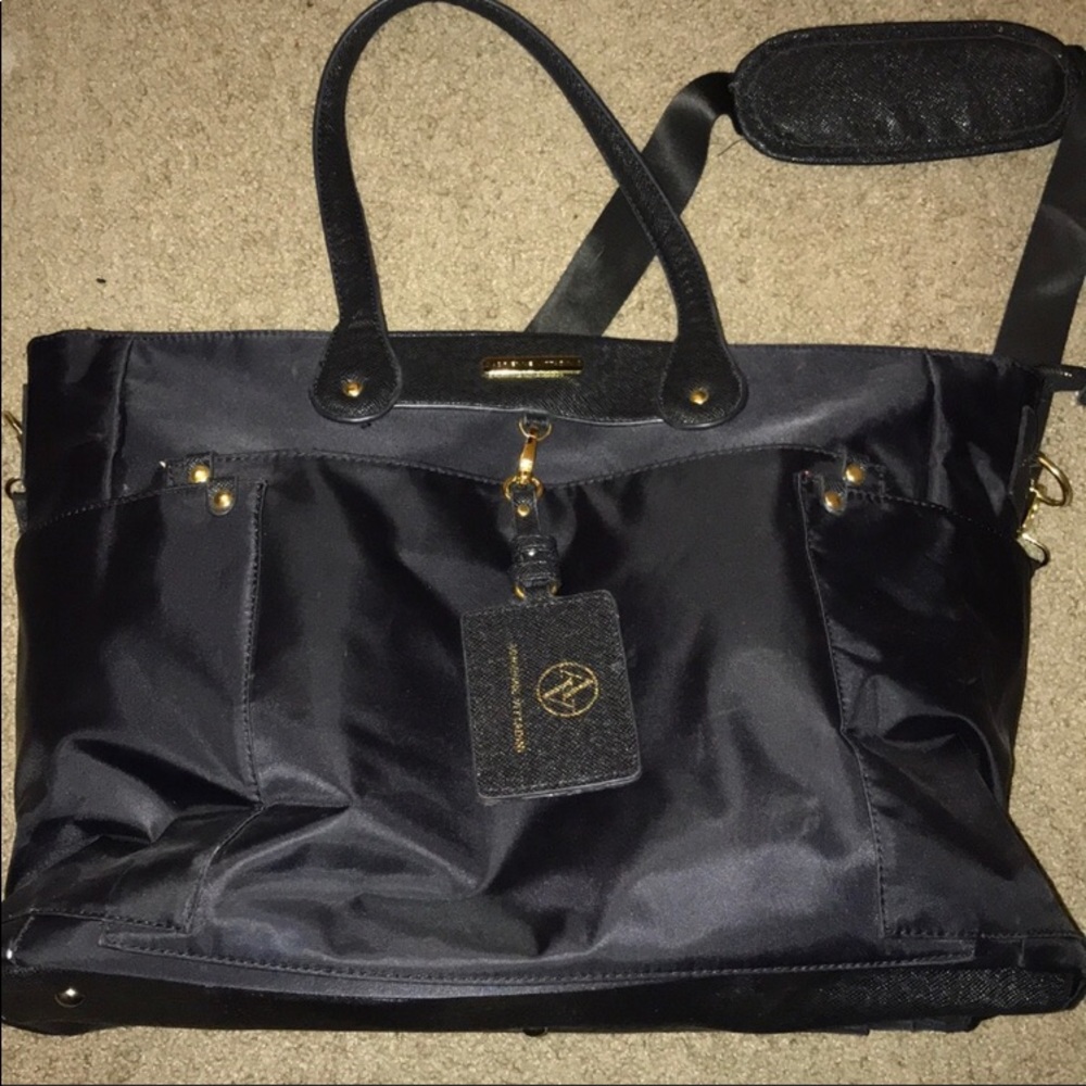 Adrienne Vittadini travel bag